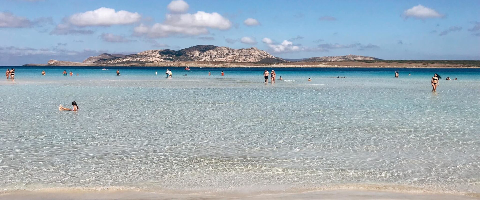 Przepiękna plaża na Sardynii - La Pelosa