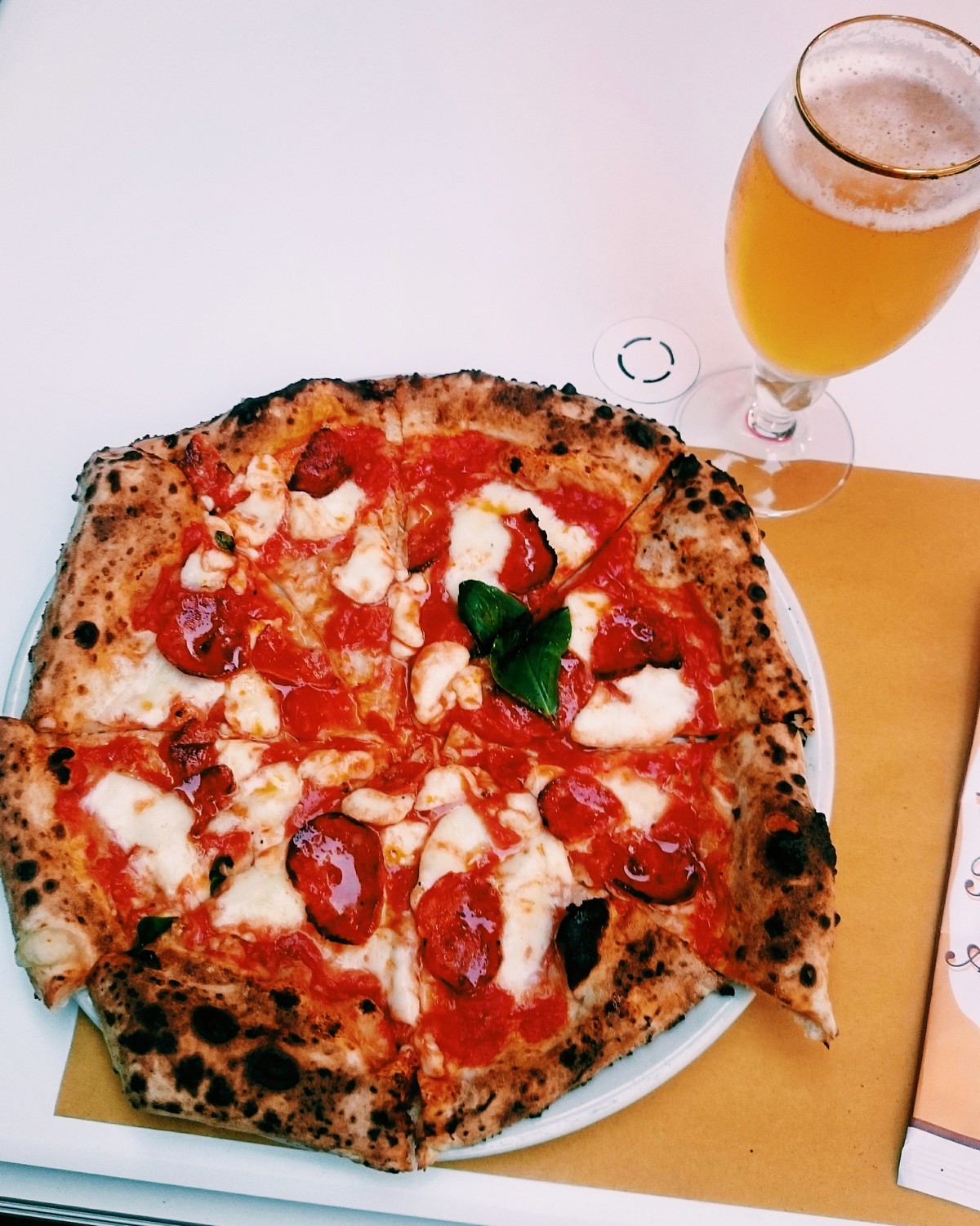 Pizza w L'arciere w Pizie