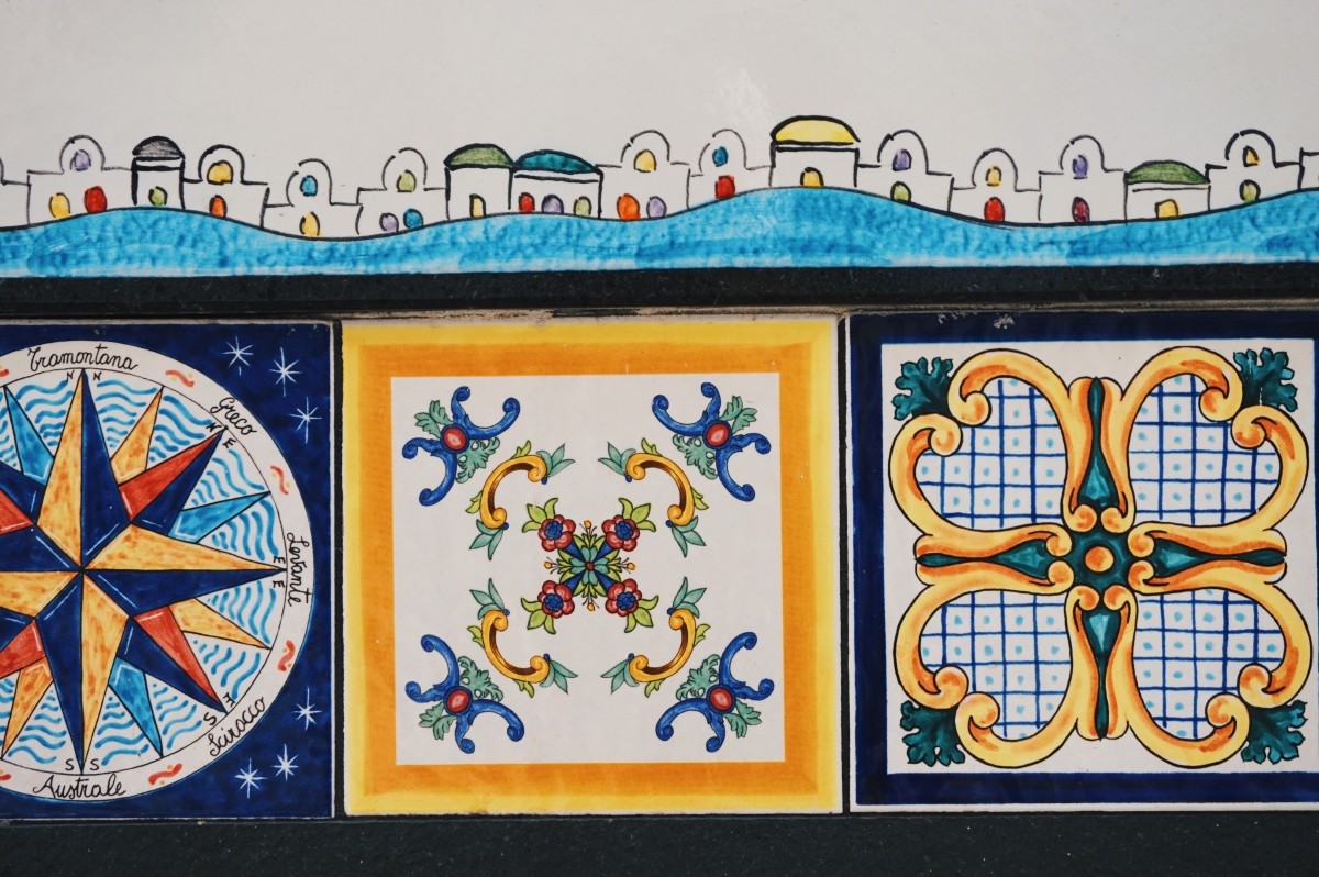 Kolorowe kafelki w Positano