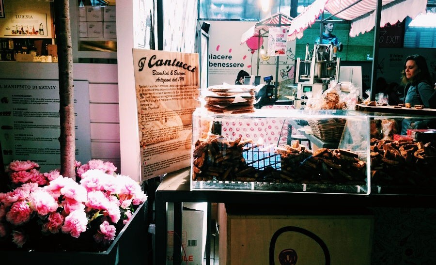 Florence - Mercato di San Lorenzo, the interior