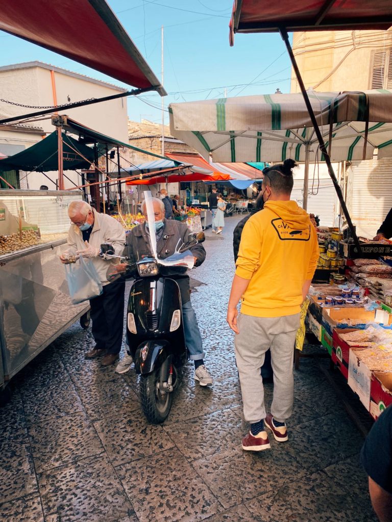 city life, market in Ballaro, Palermo
