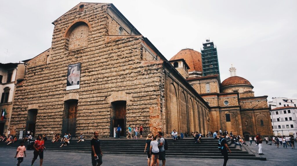 Basilica San Lorenzo in Florence 
