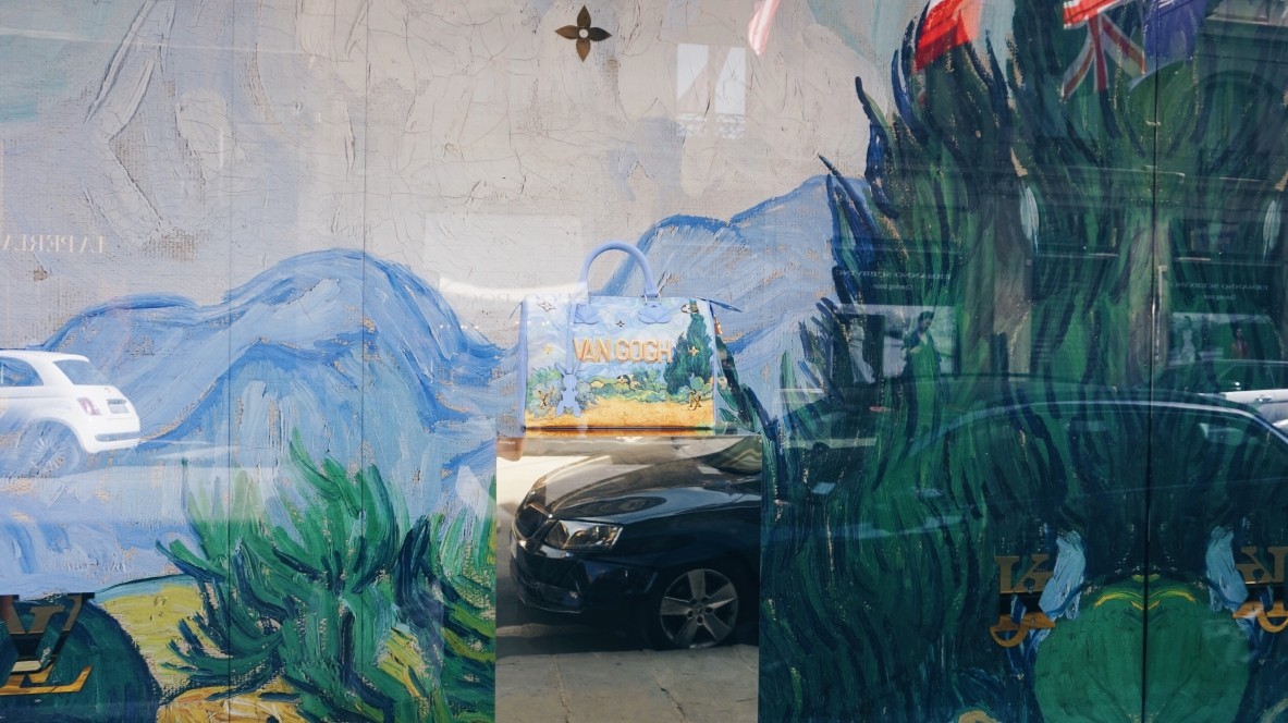 Louis Vuitton in Florence, bag 