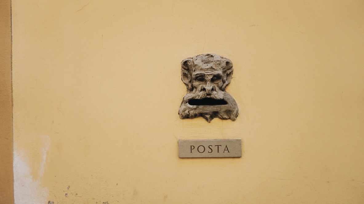 Artistic post in Florence