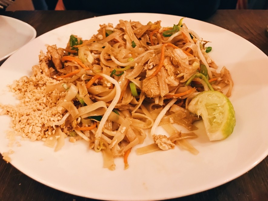 Delicious Pad Thai in Prague in the restaurant Modry Zub