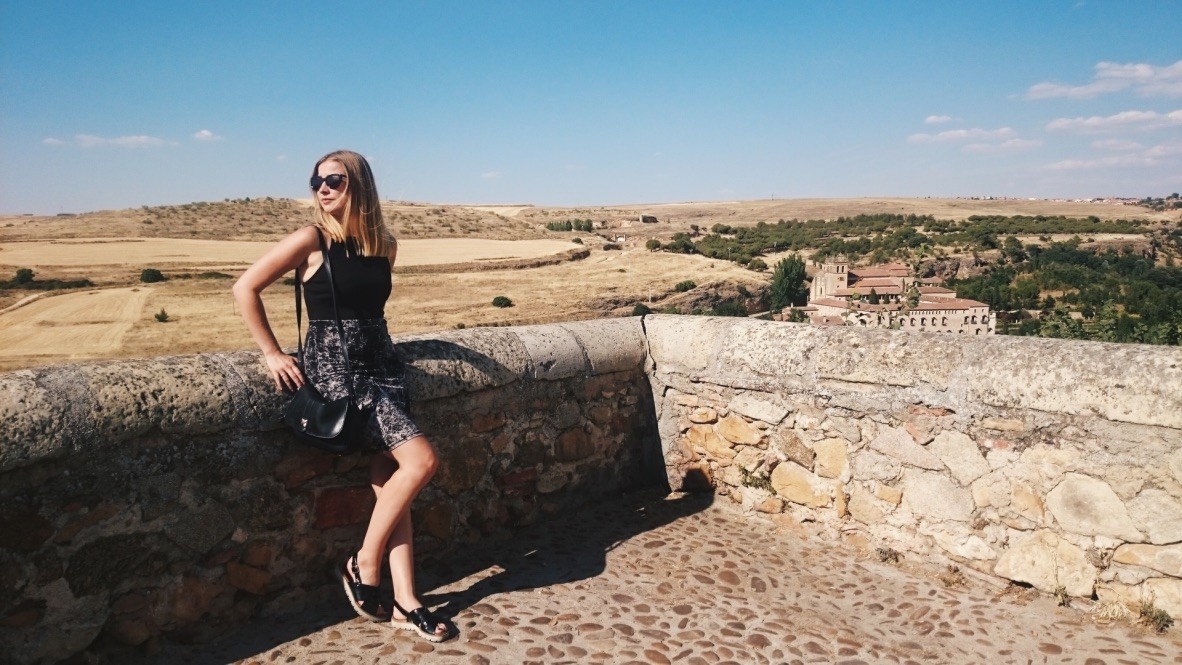 Trip to Segovia, Pizzagirlpatrol