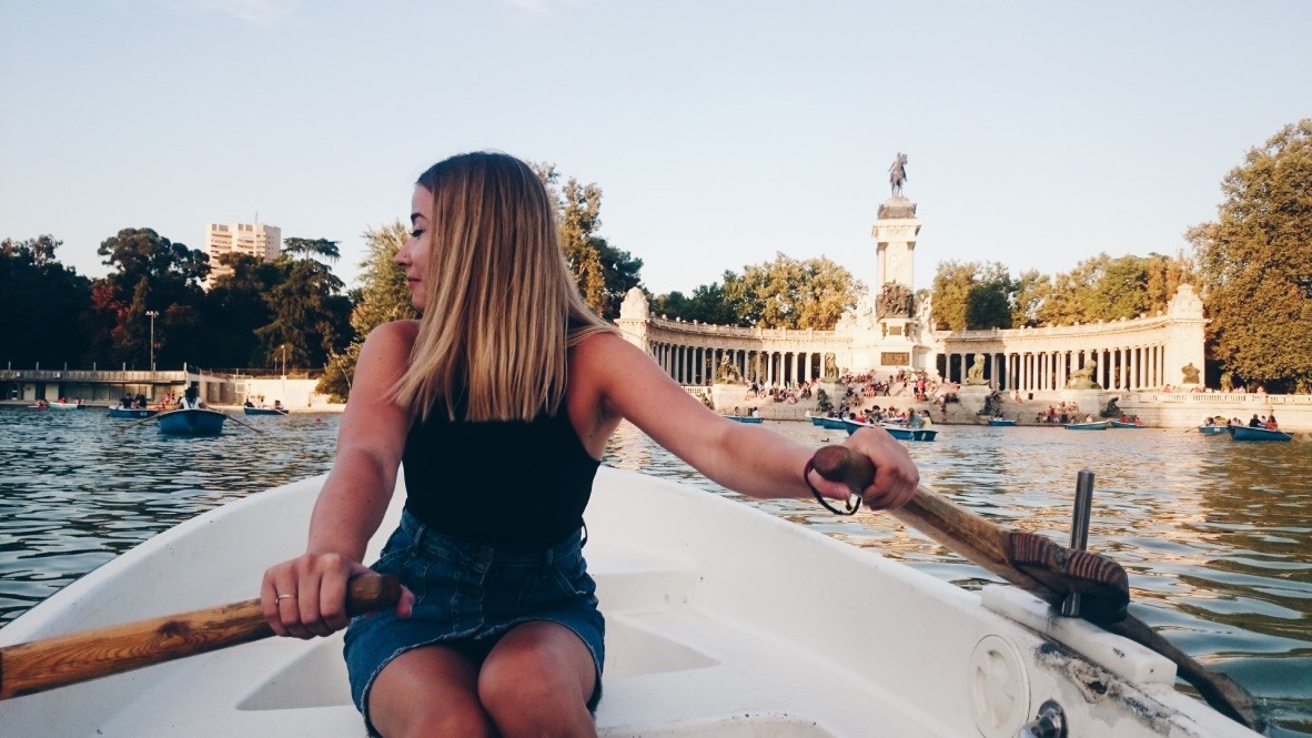 Internship in Madrid, Pizzagirlpatrol, Retiro